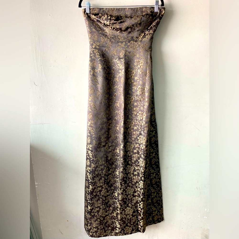 Elegant Brocade Strapless Formal - Picture 3 of 9